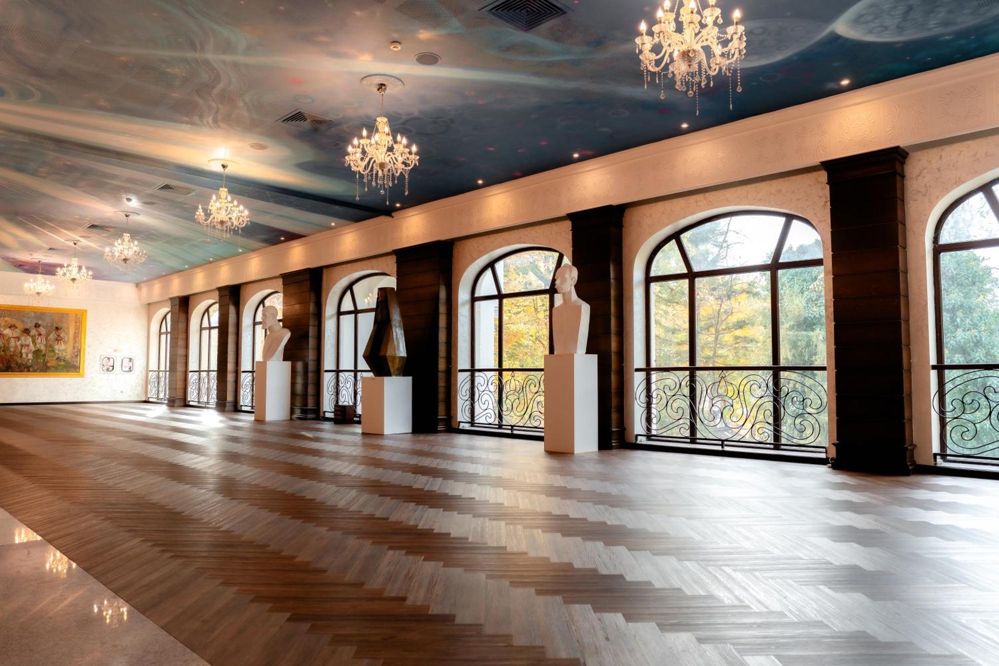 Grand Hotel Sofianu Ramnicu Valcea Exterior photo
